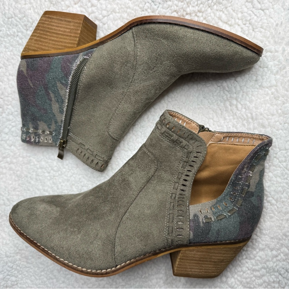 Corkys Index Green Camouflage Booties Sz 11 - Picture 1 of 15